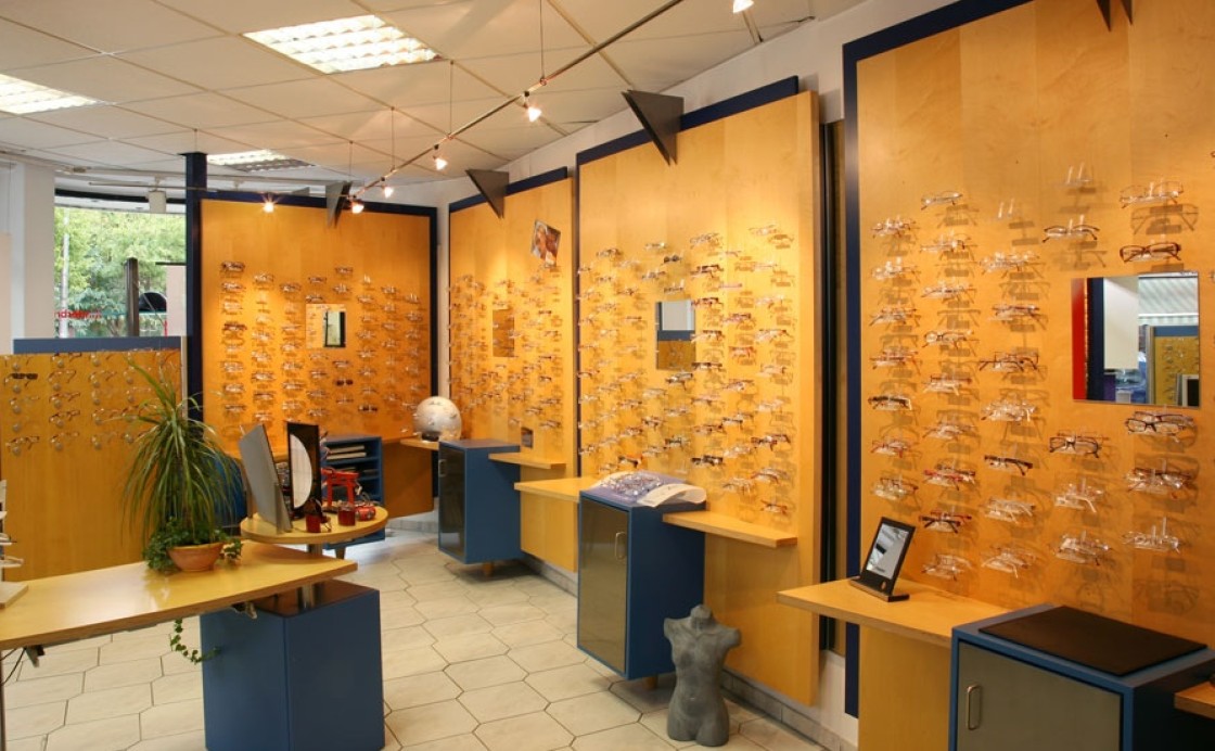 Ladengeschäft Optik Frielingsdorf in Bedburg